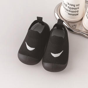 Scarpe da interno antiscivolo per bambini scarpe da calzino per bambini <span class=keywords><strong>in</strong></span> cotone lavorato a maglia <span class=keywords><strong>in</strong></span> <span class=keywords><strong>gomma</strong></span> soffice per neonati calzini per Pre-camminatore pantofole - Product Image 4