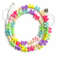 Câble de charge USB Type C 4-en-1 coloré avec perles et nœuds, multi-charge, mignon, style Y2K, cadeau tendance, accessoire de mode Y2K