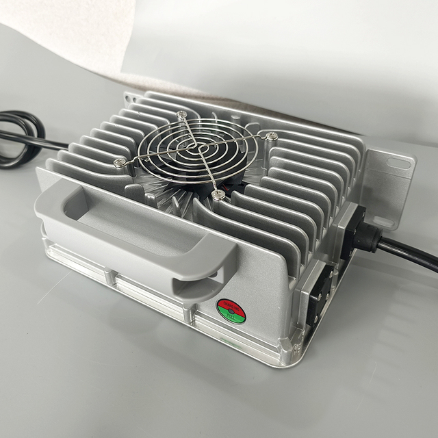 2000w 48v 60v 72v 84v 20ah 25a 30a 40a 50a Onboard 24v Lifepo4 Lithium Lead Acid Portable Waterproof Battery Charger