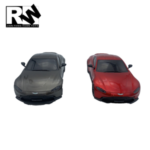 Jouet de voiture <span class=keywords><strong>Aston</strong></span> <span class=keywords><strong>Martin</strong></span> télécommandé de luxe de petite taille RW Toys avec lumière - Product Image 4