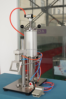 Machine de fabrication de pulvérisation d'aérosol de qualité supérieure Machine de remplissage d'aérosol de pulvérisation de parfum déodorant à prix le plus bas Machine d'aérosol manuelle