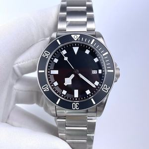 Montre de plongée mécanique en acier inoxydable, bracelet en acier, résistante à l'eau 30 bars, mouvement automatique luxueux, design sportif à aiguilles - Product Image 1