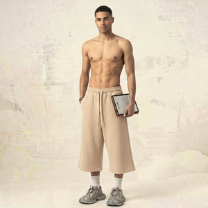 Shorts Jogger Homme Beige 100% Coton Toile Unie Écologique Anti-Plis Respirant Style Urbain Taille Mi-Haute avec Cordon de Serrage - Product Image 4