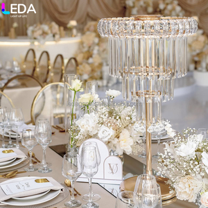 LEDA - Decoración de Mesa de Lujo para Fiestas de Cumpleaños, Soporte de Flores de Metal Dorado, Soporte de Flores de Cristal de Tres Niveles para Bodas - Product Image 2