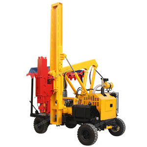 Hincadora de Pilotes Solar Eléctrica con Motor Diésel de Cuatro Ruedas para Postes de Cercas y Barandillas - Product Image 1