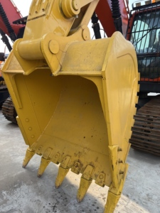 Excavadora Pesada Komatsu PC360 Usada de Primera Calidad, Motor Komatsu Original, Rendimiento de Carga Estable, Sin Accidentes Graves, Cabina Cerrada - Product Image 6