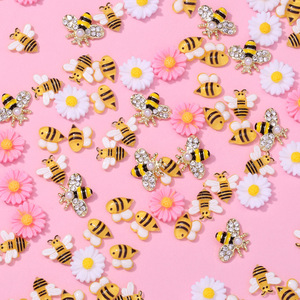 White Pink Daisy Bee Nail Charms 3D Resin Flower Gold Bee Decorations for Summer Manicure Nail Art - Product Image 2