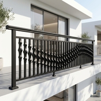 Maßgefertigtes Aluminium-Kunstgeländer Dekorativer Balkongeländer für Wohnhaus-Außentreppen und Terrassenprojekte