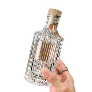 Vecchio stile <span class=keywords><strong>whisky</strong></span> Decanter Set con moderni bicchieri di cristallo e tappo di gomma per la tua <span class=keywords><strong>collezione</strong></span> di <span class=keywords><strong>whisky</strong></span> - Product Image 1