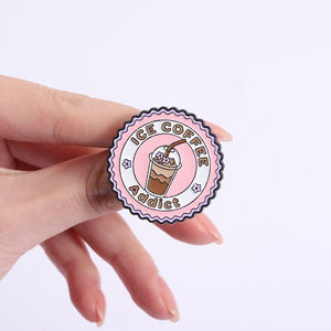 Pin Pecinta Kopi Es Gaya Minuman Lucu Desain Putri Kopi Es untuk Penggemar Kopi Hadiah Ransel - Product Image 4