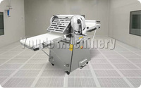 Machine commerciale semi-automatique de raccourcissement de rouleau de pâte de croissant de pain de table laminoir de pâte de pâtisserie pour l'usage à la maison de restaurant