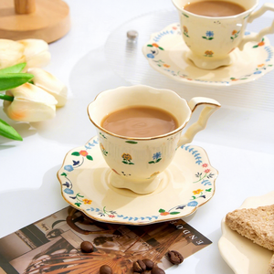 Custom-Made European-Style Porcelain Afternoon Tea Set <b>Cups</b> <b>Saucers</b> Eco-Friendly Handle Vintage Floral Design High Aesthetic - Product Image 1