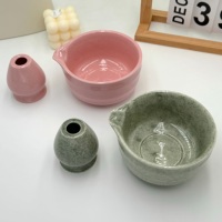 Ensemble de matcha vert en céramique avec support, ensemble de fouet à matcha 2 pièces, coffret cadeau pour les amateurs de matcha, logo personnalisé