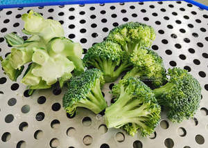 Machine de découpe automatique à séparation de chou-fleur Machine de découpe de brocolis Coupe-fleurons - Product Image 6