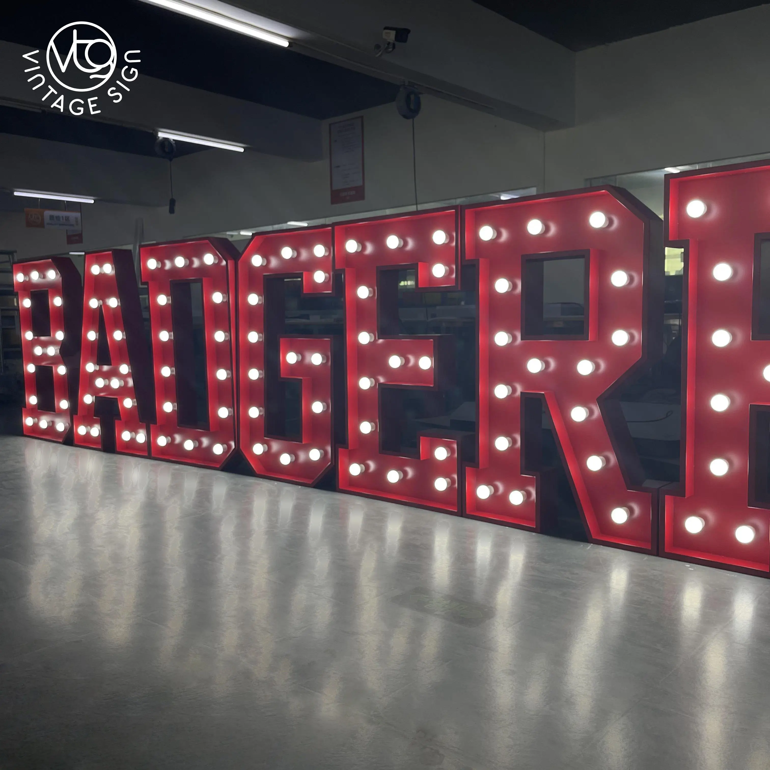 Luz LED para casamento, letreiro gigante com letras de alfabeto para venda, logotipo personalizado de 12V para decoração de letreiro de néon, grande para venda
