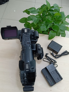 กล้อง Sony PMW-EX3 สภาพ 90% ซูม 14 เท่า ความละเอียด 1080P HD เลนส์เปลี่ยนได้ แบบติดตั้งบนไหล่ - Product Image 1
