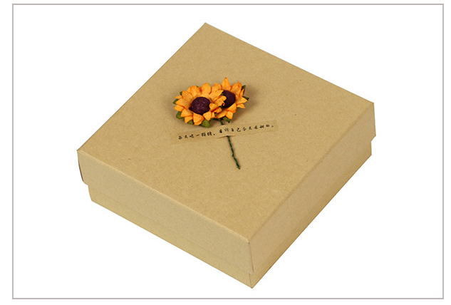 สีน้ำตาล