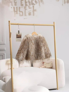 Abrigo de Piel Sintética para Niñas, Estilo Macaron, Largo, Cálido y Colorido, Venta al Por Mayor, Moda de Invierno, Manga Larga, OEM - Product Image 3