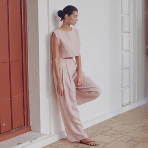 Completo Estivo da <span class=keywords><strong>Donna</strong></span> in <span class=keywords><strong>Lino</strong></span>: Gilet Corto Senza Maniche e <span class=keywords><strong>Pantaloni</strong></span> Larghi a Gamba Larga, Set Casual Traspirante con Bottoni - Product Image 4