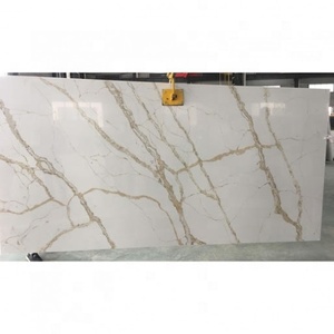 Lastra di Pietra Artificiale BOTON STONE Spessa Effetto Calacatta Gold per Piano Cucina <span class=keywords><strong>Lastre</strong></span> di Quarzo Calcutta Gold - Product Image 1