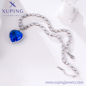 XUPING Collana <span class=keywords><strong>Cuore</strong></span> <span class=keywords><strong>dell</strong></span>'<span class=keywords><strong>Oceano</strong></span> Titanic in Acciaio Inossidabile con Ciondolo in Cristallo Blu e Zirconia Cubica, Gioielli di Lusso - Product Image 5