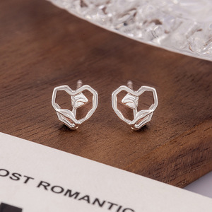 Pendientes redondos irregulares plateados con acabado cepillado, aretes con piedra turquesa, pendientes de estrella, aretes tipo cuff de plata, plata maciza auténtica. - Product Image 1