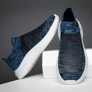 Chaussures de course <span class=keywords><strong>TN</strong></span> en gros pour hommes, baskets de sport décontractées avec chaussettes tissées à haute élasticité, grande taille, collection été - Product Image 3