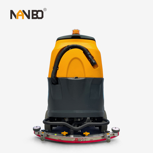 Machine de nettoyage de sols autoportée à brosse double, 200L de lavage, 210L de nettoyage, durable, modèle le plus vendu - Product Image 2