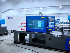 Macchina per stampaggio ad iniezione orizzontale da 160 tonnellate 300g attrezzature in plastica con sistema Servo - Product Image 5