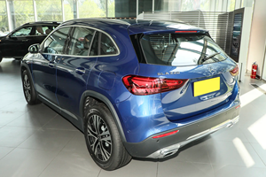 Mercedes Benz <span class=keywords><strong>GLA</strong></span> 2022 Facelift GLA180 <span class=keywords><strong>de</strong></span> <span class=keywords><strong>Segunda</strong></span> <span class=keywords><strong>Mano</strong></span>, Volante a la Izquierda, Vehículo <span class=keywords><strong>de</strong></span> Gasolina en Buen Estado para Exportación - Product Image 5