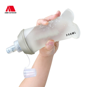 Bouteille d'<span class=keywords><strong>eau</strong></span> douce de sécurité confortable bouilloire souple bouteilles d'<span class=keywords><strong>eau</strong></span> à presser flacon souple pliable bouteille d'<span class=keywords><strong>eau</strong></span> en plastique souple - Product Image 1