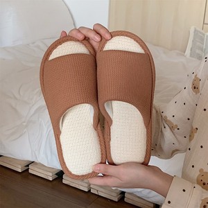 XIXITIAO RTS Pantofole in Lino da Donna <span class=keywords><strong>con</strong></span> Punta Aperta e <span class=keywords><strong>Zeppa</strong></span> Stile Pelliccia Scarpe Estive da Interno per Camera da Letto per Uomo - Product Image 2