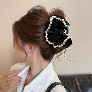 Pince à cheveux requin en velours français avec nœud et accessoires en plastique, 13 cm, élégante, pour bal de promo, pour femmes - Product Image 6