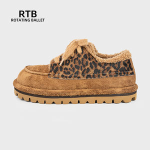 Pantuflas de invierno para mujer con parte superior de pelo de pantorrilla genuino y forro de lana, suela de goma antideslizante cálida y cómoda Midi - Product Image 2