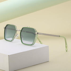 Lunettes de soleil carrées personnalisées unisexes, verres PC UV400, monture noire, style Instagram, emballage en boîte ZS 7177 - Product Image 3