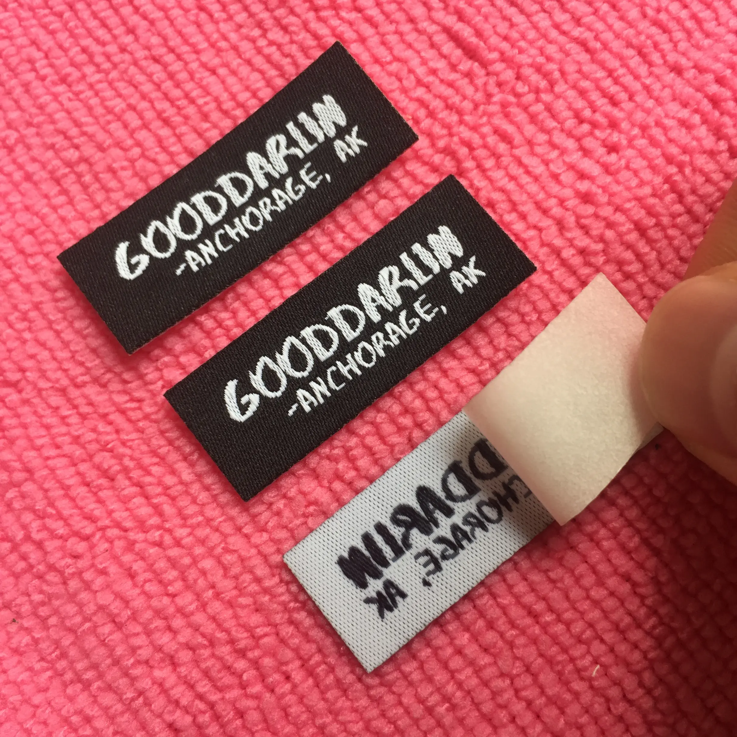 Good making sticky backing clothing label,iron on woven label for pets band