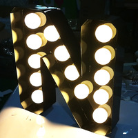 Lettres lumineuses LED sur mesure, lettres lumineuses LED jaunes chaudes personnalisées pour les écoles et les décorations de mariage