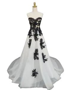 Gaun pernikahan modis tanpa tali kesayangan A line 2023 untuk pengiring pengantin