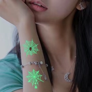 Adesivo del tatuaggio del corpo temporaneo impermeabile per bambini con disegno del tatuaggio luminoso a tema ragno - Product Image 2