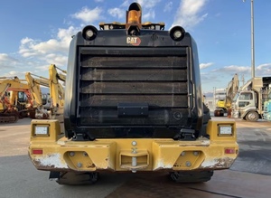 Chargeuse sur pneus Caterpillar 966G d'occasion, 6 tonnes, pour travaux lourds, construction, exploitation minière, moteur, pompe, modèle 2021, 195 kW - Product Image 4
