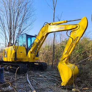 Mini-excavatrice Komatsu PC56 d'occasion, 5,5 tonnes, petite pelle hydraulique sur chenilles avec godet pour travaux de jardinage, d'agriculture et de construction - Product Image 2
