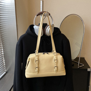 Sac à main élégant et chic pour femme, nouvelle collection 2026, sac à bandoulière/sac coussin/sac Boston - Product Image 1