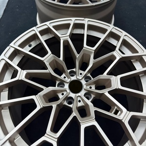 Jantes forgées en alliage d'aluminium personnalisées pour automobile 15-22 pouces 4x100 5x108 5x100 5x112 5x114.3 5x120 5x130 GR Supra Camry Civic Type <span class=keywords><strong>R</strong></span> - Product Image 1