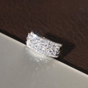 Anello da Donna T0325 in Oro Bianco con Diamante Taglio Brillante Rotondo Colore G Naturale Classico per Matrimonio - Product Image 6