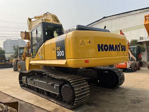 รถขุดตีนตะขาบ Komatsu PC200 มือสอง ราคาถูก น้ำหนัก 34 ตัน ระบบไฮดรอลิก ปี 2019 พร้อมเครื่องยนต์และปั๊ม Hitachi สำหรับงานก่อสร้างและงานดิน - Product Image 2