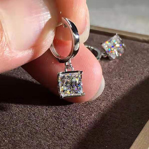 Orecchini a quattro punte con pietre scintillanti per donna, eleganti gioielli per le orecchie in stile ufficio - Product Image 4