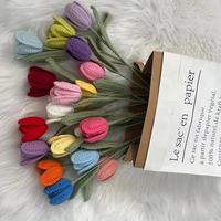 Nuevo estilo flor artificial tulipán ganchillo flores de Navidad decoración del hogar punto ganchillo tulipán flor regalo del Día de San Valentín