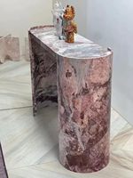 Comptoir d'îlot de cuisine en quartz rose quatre saisons sur mesure, dalle de pierre naturelle pour la rénovation de cuisine de villa