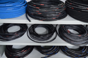 Hoge Treksterkte Textiel Koord Slijtvast Zand Blast Nr + Br Rubber Hoge Druk Flexibele Hydraulische Slang - Product Image 6