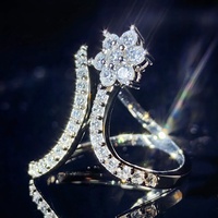 Haute qualité GRA glacé Bling VVS D couleur Moissanite 925 argent Sterling Pass diamant testeur fleur bague ouverte pour les femmes
